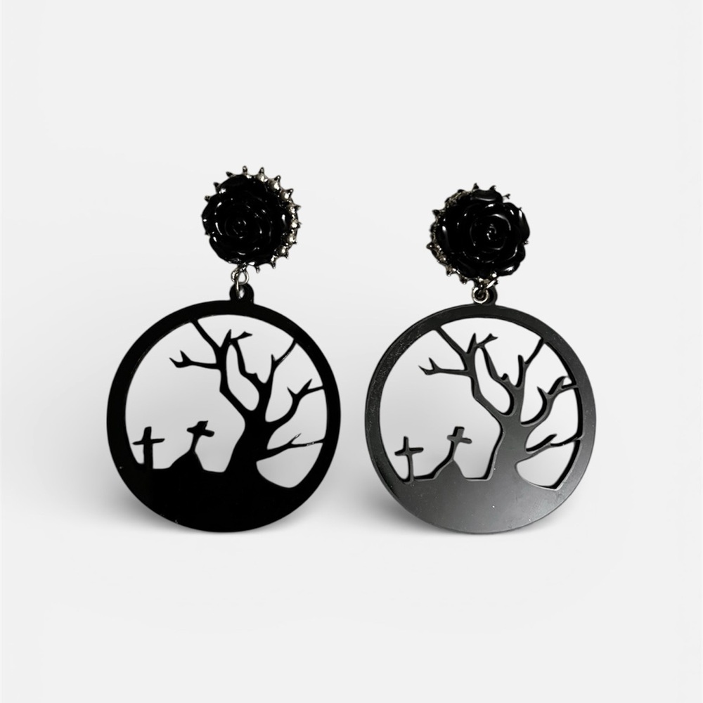 Black and Silver Tree Silhouette Plugs